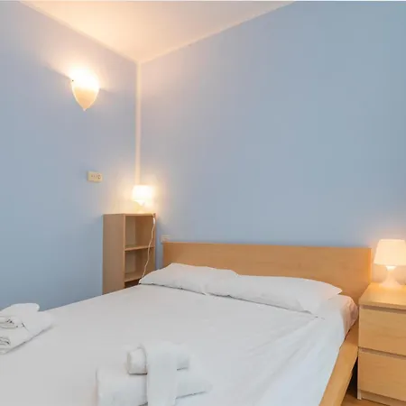 Appartamento Xenia - Spacious Three-room 10 Min From Linate Milano