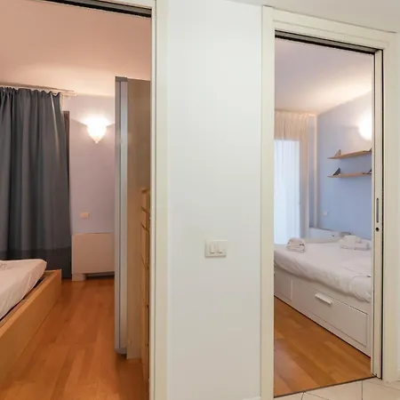 Appartamento Xenia - Spacious Three-room 10 Min From Linate