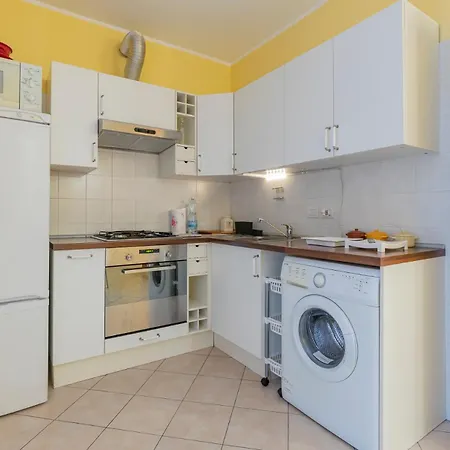 Appartamento Xenia - Spacious Three-room 10 Min From Linate